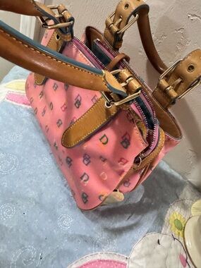 Vintage Dooney & Bourke Pink Multicolor Shoulder Bag with Tan Trim